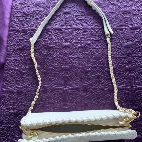 Authentic Tory Burch white whipstitch crossbody bag - Picture 6 of 11